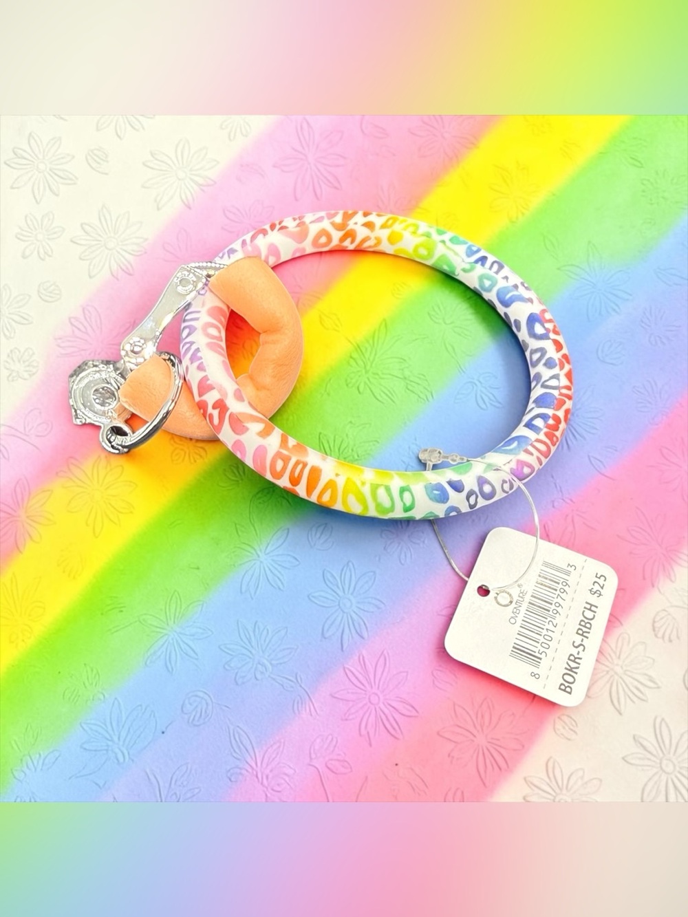 🌈OVENTURE🌈Silicone Rainbow Leopard Print Bangle Keychain/NWT